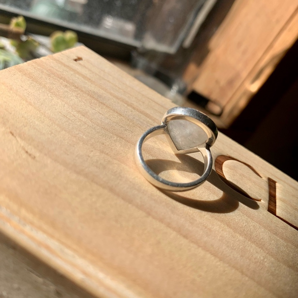 🚫SOLD🚫Handcrafted Moonstone Silver Ring - Picture 5 of 5
